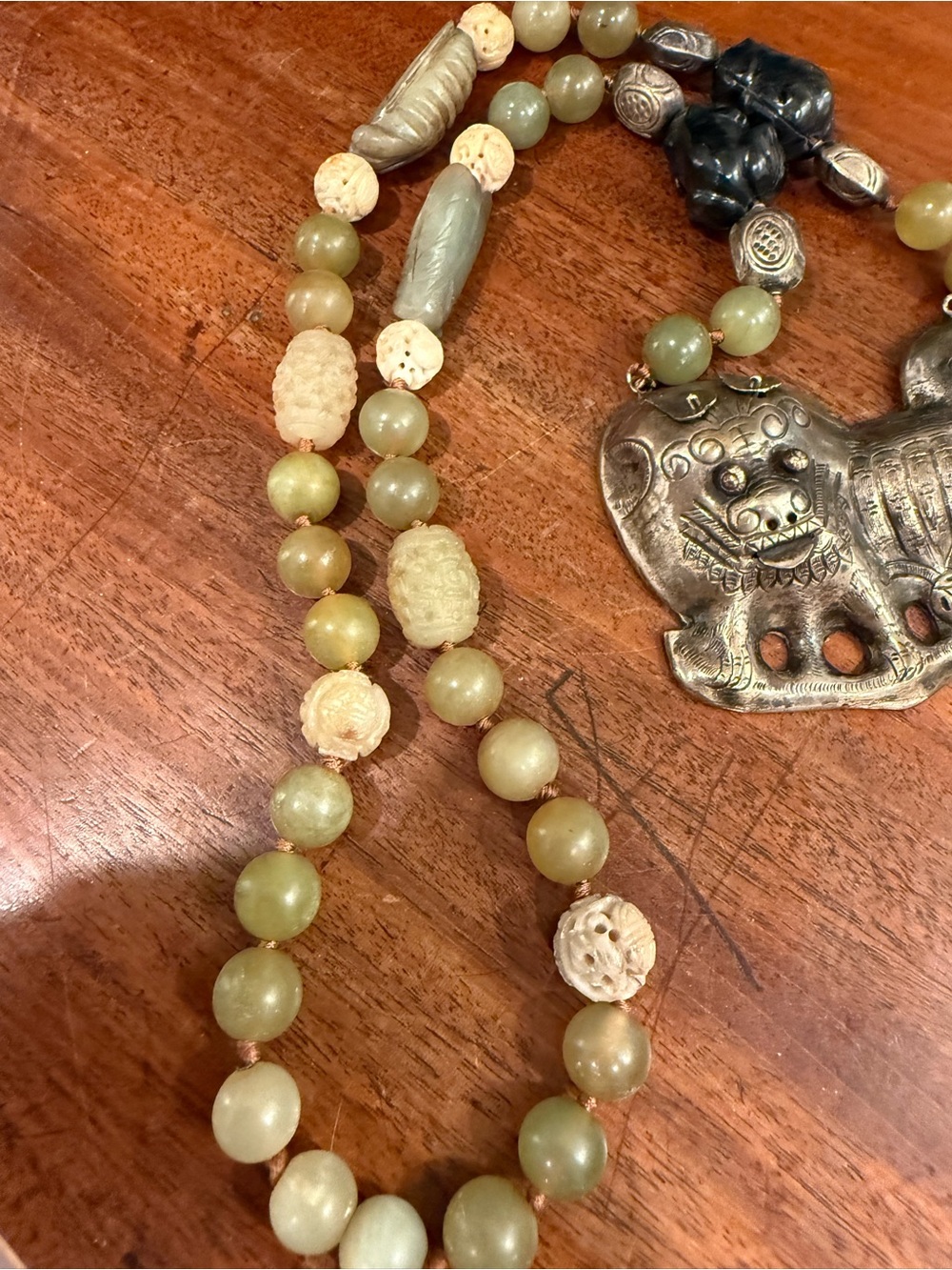 Artisan Silver Lion Pendant Necklace with Green Jade and Black Onyx Beads-FIRM - Picture 5 of 6